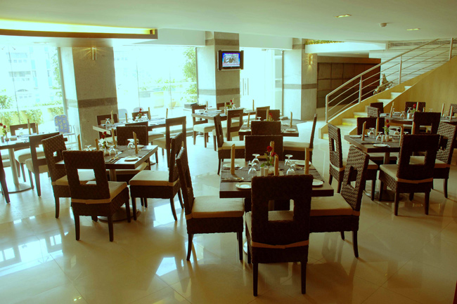 Goldfinch Hotel Mangalore Restaurant