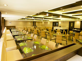 The Ocean Pearl Hotel Mangalore Restaurant